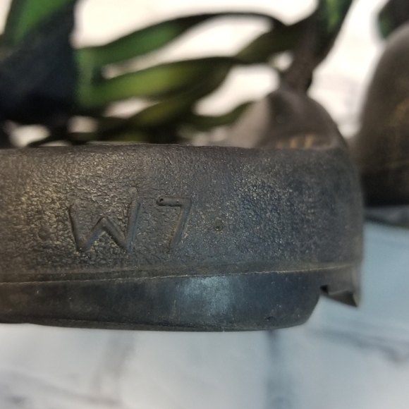 Chaco zx/2 green black toe loop sandals - Picture 8 of 9